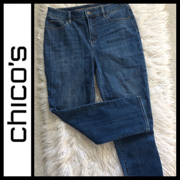 ⭐️SALE⭐️NWOT Chico’s So Slimming Girlfriend Crop Jean - Picture 5 of 8